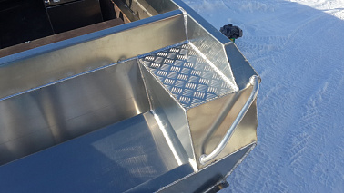 Алюминиевая моторная лодка Тактика-390 DC