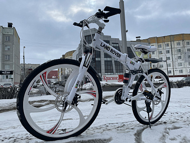 Велосипед на литых дисках стиль Ленд Ровер 6 лучей белый